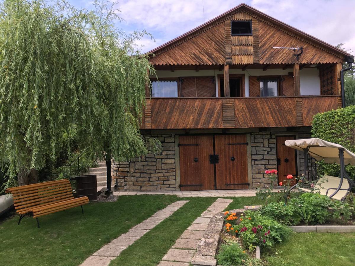 chata u rybníka Broumar Opočno Exterior foto