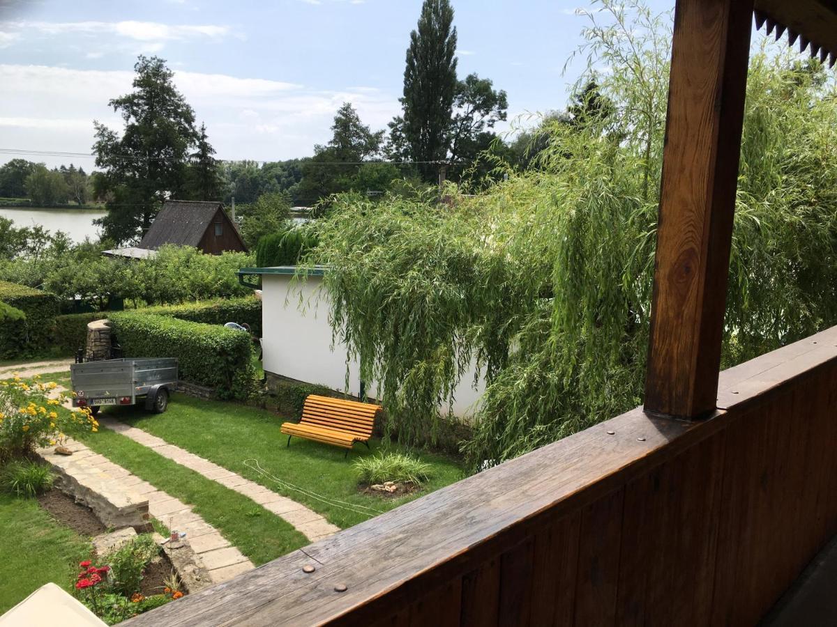 chata u rybníka Broumar Opočno Exterior foto
